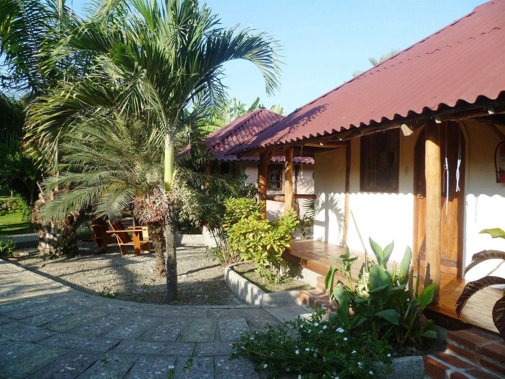 La Barquita Beach Hostel Puerto López Exterior foto